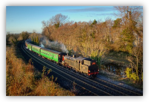 Santa Special Steaming Home (Click to Enlarge)